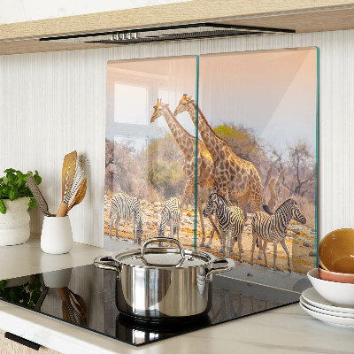 Tocător de bucătărie Zebră și girafă în habitatul lor natural