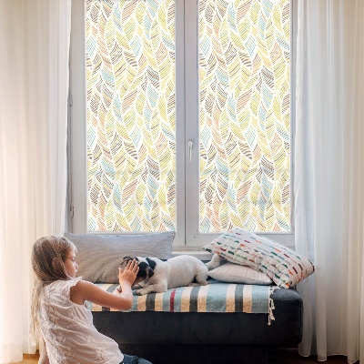 Autocolant vitraliu pentru geam Pene de curcubeu