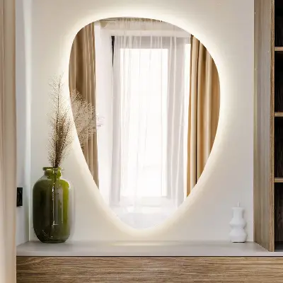 Oglindă asimetrică ou cu iluminare LED pentru perete