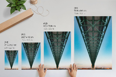 Poster în culori saturate Structura podului cu zăbrele, simetria modernității