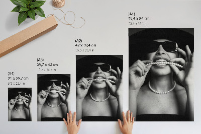 Grafică modernă pe pânză Ochelari de soare contrastanți cu perle, stil glamour, alb-negru