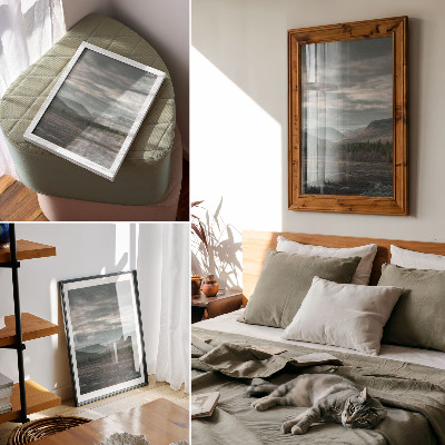 Poster rezistent pentru perete Munți înnorați, copaci verzi, vale liniștită