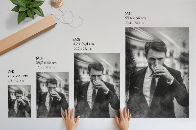 Poster în culori saturate Un portret alb-negru plin de eleganță