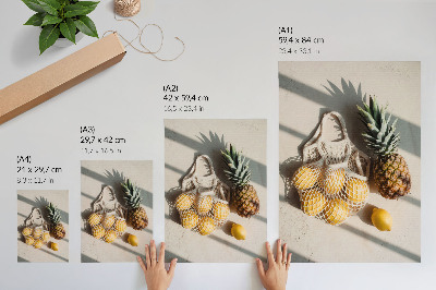 Poster în culori saturate Produse naturale pe un fundal deschis