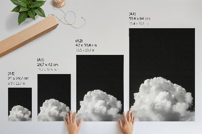 Poster rezistent pentru perete Nori pe fundal negru fără detalii inutile