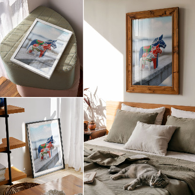 Poster în culori saturate Figurine colorate de cai, în stil scandinav