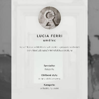Poster în culori saturate Perete portocaliu, trei ferestre, jaluzele verzi