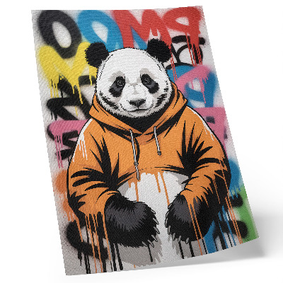 Poster în culori saturate Panda într-un hanorac cu graffiti, stil stradal
