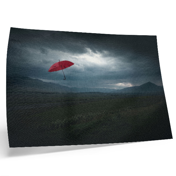 Poster retro Umbrelă roșie nori întunecați peisaj muntos