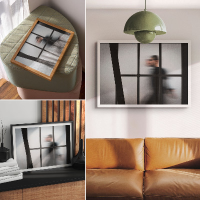Poster Siluetă neagră în spatele unei rame de sticlă, minimalism gri