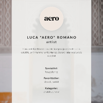 Poster pentru perete Atmosferă alb-negru, bărbat cu o carte, eleganță clasică