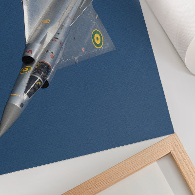 Poster retro Un avion militar dinamic în aer