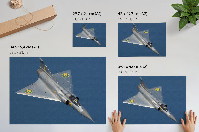 Poster retro Un avion militar dinamic în aer