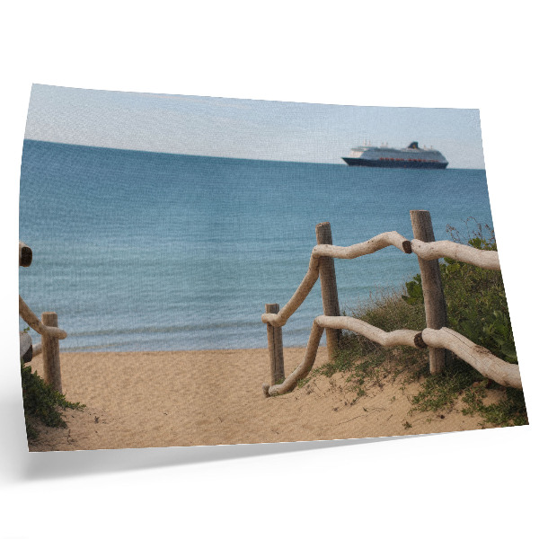 Poster Plajă navă mare balustrade din lemn nisip