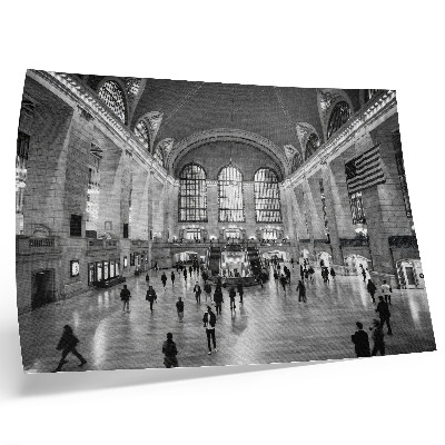 Poster retro Interior elegant cu ferestre mari și scară centrală