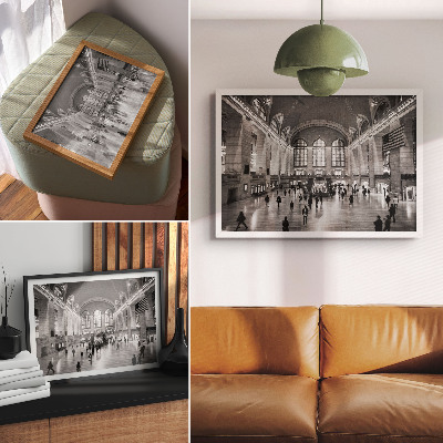 Poster retro Interior elegant cu ferestre mari și scară centrală