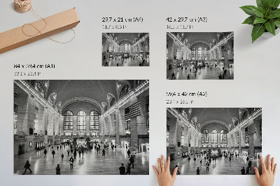 Poster retro Interior elegant cu ferestre mari și scară centrală