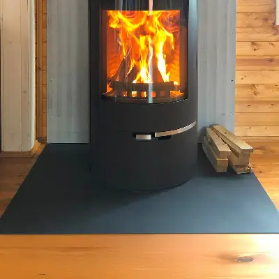 Protecție sub sobă dreptunghiulară din metal negru