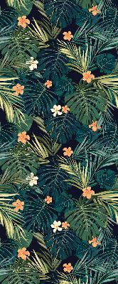 Stor geam interior cu frunze și flori tropicale
