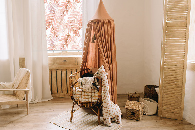 Stor geam interior cu model frunze roz