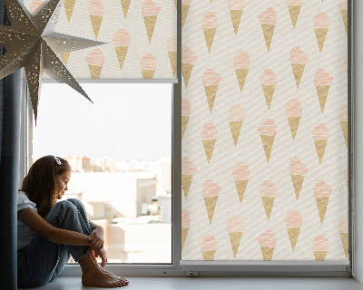 Jaluzele tip roletă în culoarea înghețatei