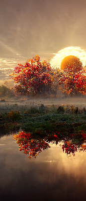 Stor geam interior apus de soare în spatele copacilor