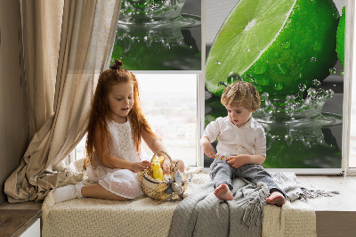 Perdea roleta în culoarea lime, pentru montaj în apă