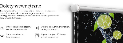 Roletă opacă var care cade în apă