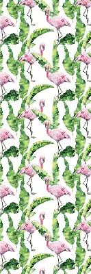 Perdea roleta cu model flamingo lângă frunze