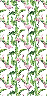 Perdea roleta cu model flamingo lângă frunze
