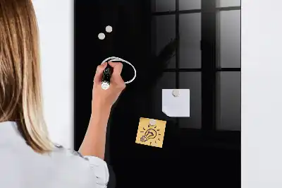 Tablă de desenat magnetică cu ramă de culoare neagră