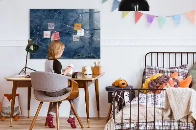 Tablă magnetică pentru scris cu aspect elegant de marmură