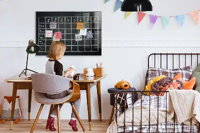 Tablă magnetică pentru programul școlar cu suprafață pentru scris