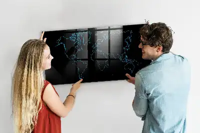 Tablă magnetică pentru scris contururile hărții lumii