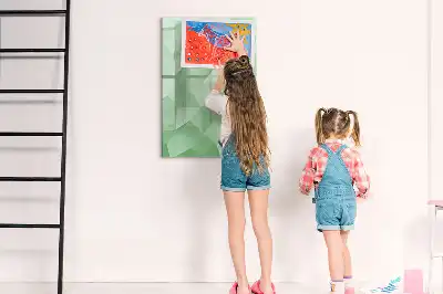 Tablă cu marker cu model de abstracție de triunghiuri