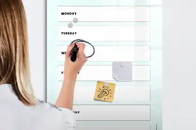 Planificator săptămânal cu suprafață magnetică pentru marker