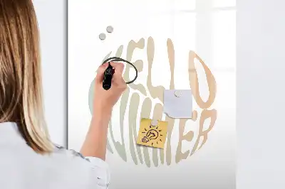 Tablă cu marker cu mesaj de salutare pentru vară