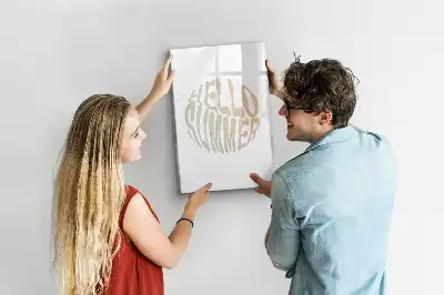 Tablă cu marker cu mesaj de salutare pentru vară