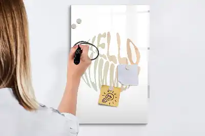 Tablă cu marker cu mesaj de salutare pentru vară