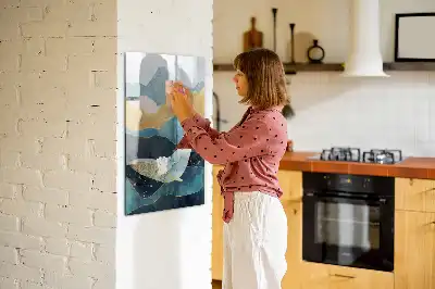 Tablă cu marker în formă de balenă din marmură