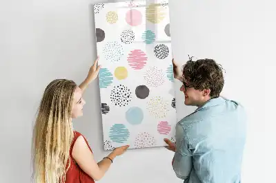 Tablă cu marker cu roți colorate