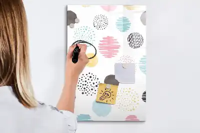 Tablă cu marker cu roți colorate