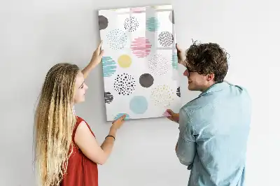 Tablă cu marker cu roți colorate