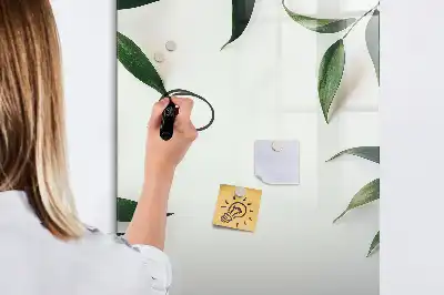 Tablă cu marker cu ramă decorată cu frunze verzi