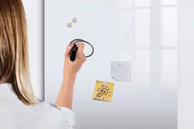 Tablă magnetică de scris culoare alb murdar