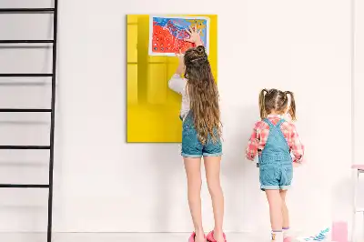 Tablă cu marker culoare galben deschis