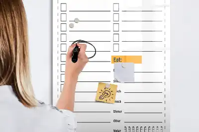 Tablă cu marker pentru lista de sarcini