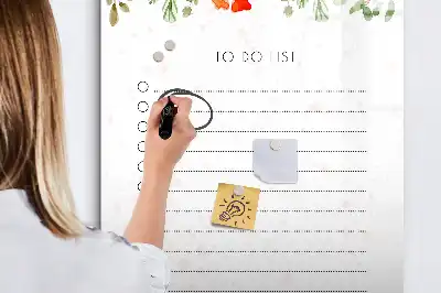 Tablă cu marker pentru lista de astăzi