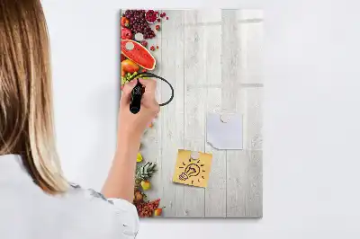 Tablă cu marker legume pe lemn