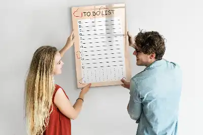 Tablă cu marker pentru lista de sarcini